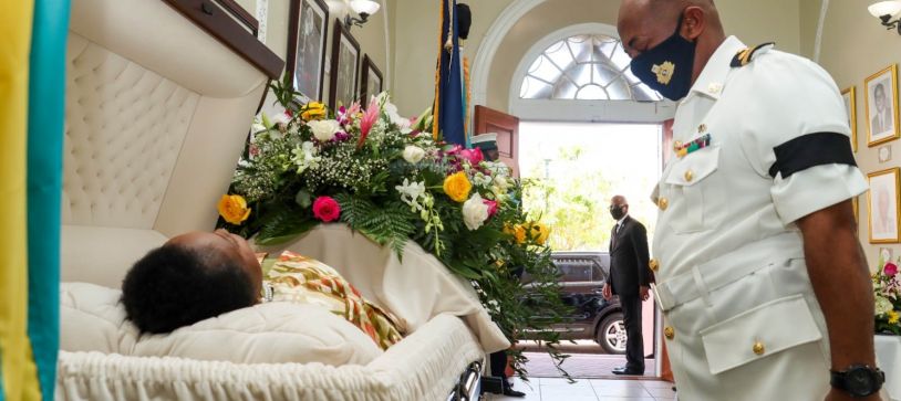 COMMANDER DEFENCE FORCE PAYS FINAL RESPECTS TO LATE SENATOR