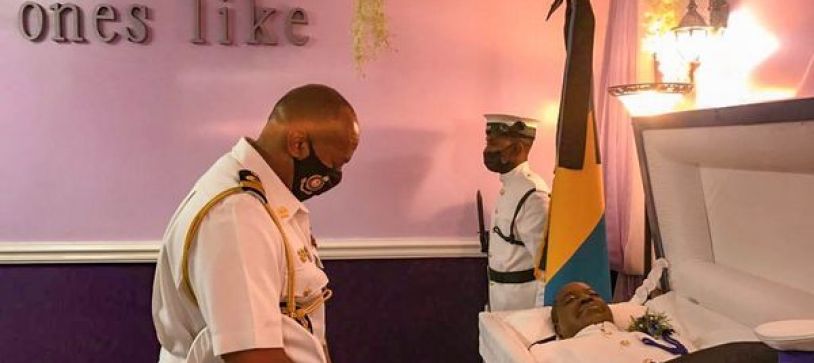 COMMANDER DEFENCE FORCE PAYS FINAL RESPECTS TO RETIRED CPO TALBERT WILLIAMS