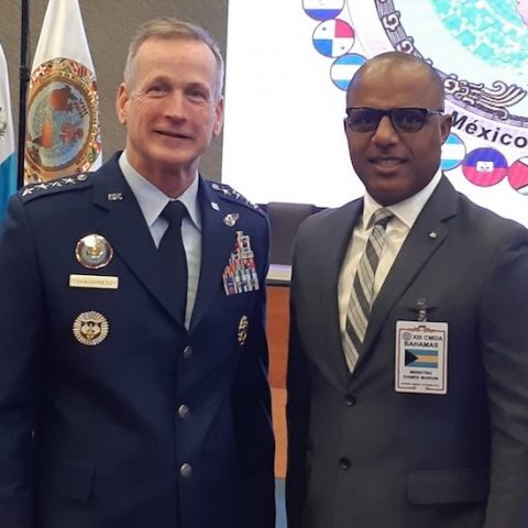 Minister Dames (R) with General Terrance O´Shaughnessey, Commander, North American Aerospace Defense Command (NORAD) and United States Northern Command (USNORTHCOM).