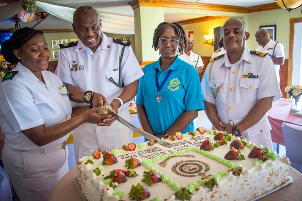 WARRANT OFFICERS AND SENIOR RATES CAKE CUTTING CEREMONY